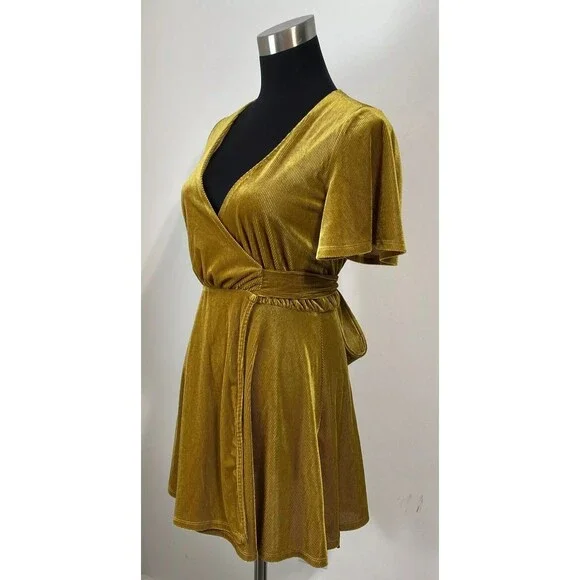 Lovers + Friends Wrap Dress Women's XS Gold Belted Corduroy Ribbed Revolve NEW - Picture 2 of 14